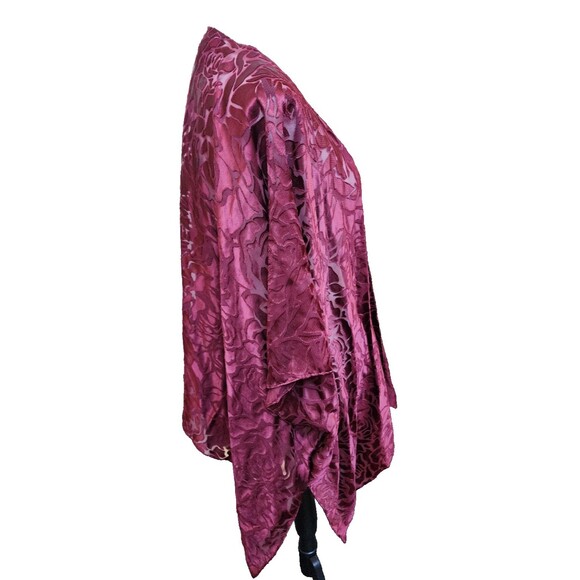 Marcus Adler Velvet Burnout Kimono Top OSFM NWT Burgundy - Picture 3 of 6